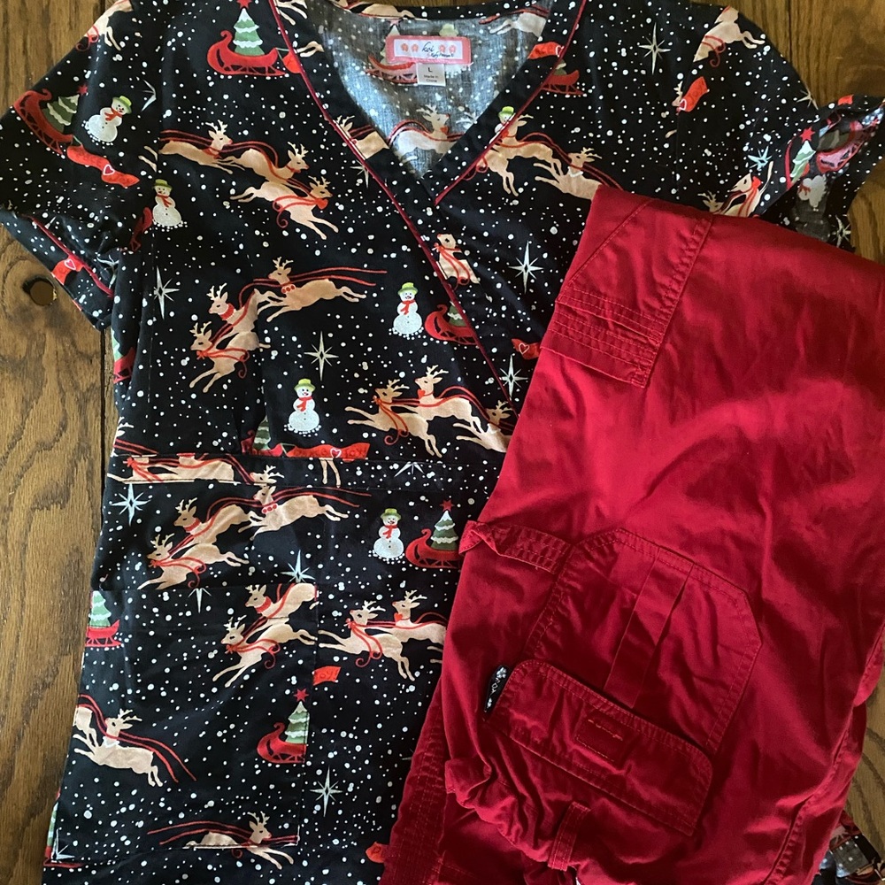 KOI Christmas/Holiday Scrub Set